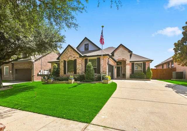 Photo 2 of Single family home for sale at 12712 N Outlook Ave, Fort Worth, TX 76244 | MLS# 21344180 | Listing updated on 2026-09-11