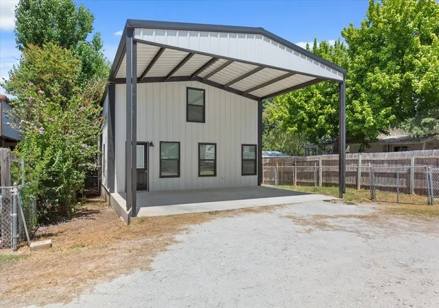 Photo 3 of Single family home for sale at 108 Pr 127, Whitney, TX 76692 | MLS# 21347797 | Listing updated on 2026-09-12