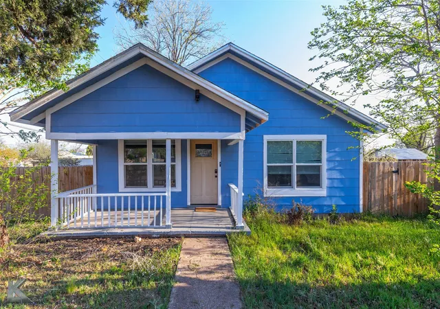 Photo 1 of Single family home for sale at 600 Se 3rd St, Knox City, TX 79529 | MLS# 21345055 | Listing updated on 2026-08-02