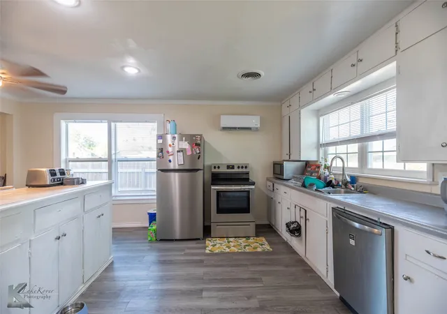 Photo 3 of Single family home for sale at 600 Se 3rd St, Knox City, TX 79529 | MLS# 21345055 | Listing updated on 2026-08-02