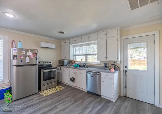 Photo 3 of Single family home for sale at 600 Se 3Rd St, Knox City, TX 79529 | MLS# 21345055 | Listing updated on 2026-08-02