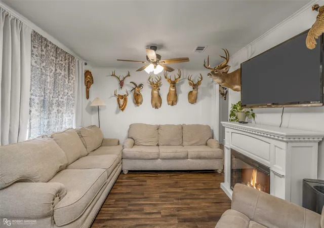 Photo 3 of Single family home for sale at 522 N Main St, Heflin, LA 71039 | MLS# 21347837 | Listing updated on 2026-09-09