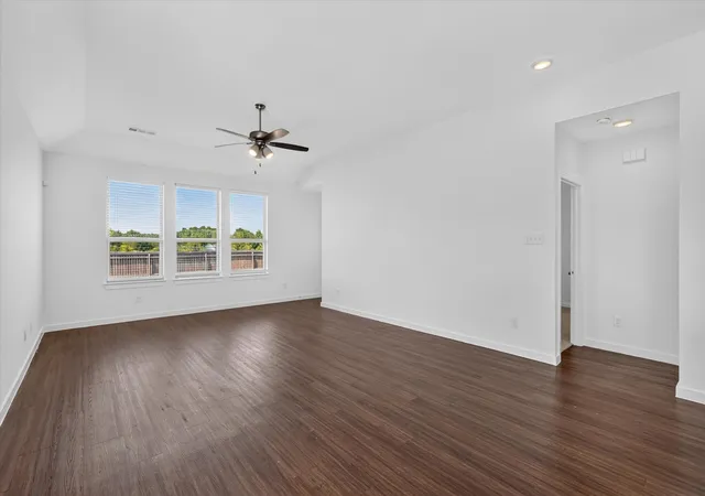 Photo 4 of Sale Pending at 2832 Lolita Wy, Forney, TX 75126 | MLS# 21347858 | Listing updated on 2026-10-05