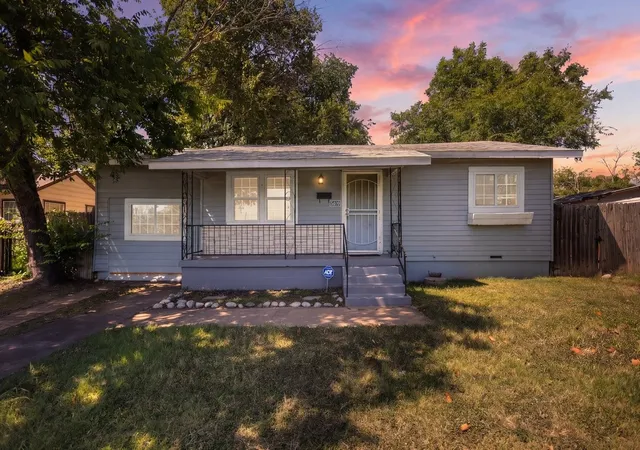 Photo 1 of Single family home for sale at 5409 Old Handley Rd, Fort Worth, TX 76112 | MLS# 21340122 | Listing updated on 2026-09-23