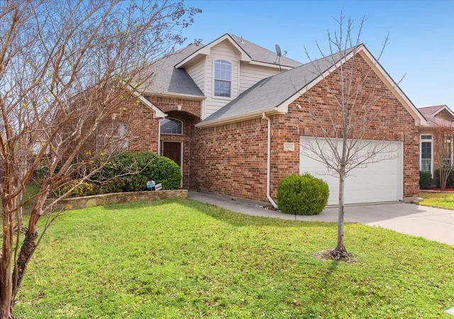 Photo 1 of Single family home for sale at 8604 Secret Forest Dr, Dallas, TX 75249 | MLS# 21347868 | Listing updated on 2026-09-08