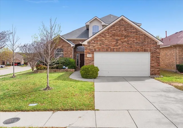 Photo 2 of Single family home for sale at 8604 Secret Forest Dr, Dallas, TX 75249 | MLS# 21347868 | Listing updated on 2026-09-08