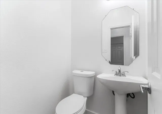 Photo 4 of Single family home for sale at 8604 Secret Forest Dr, Dallas, TX 75249 | MLS# 21347868 | Listing updated on 2026-09-08