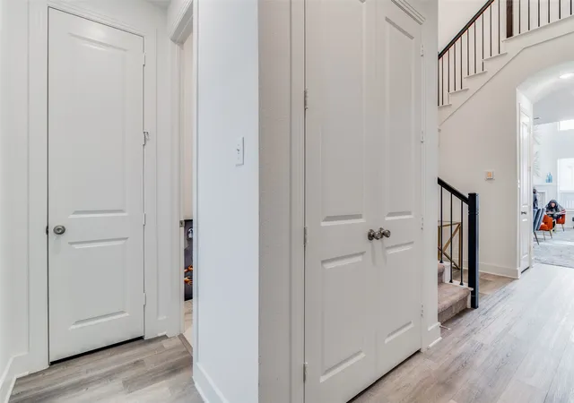 Photo 3 of Townhouse for sale at 1118 Queensdown Wy, Forney, TX 75126 | MLS# 21347577 | Listing updated on 2026-09-03