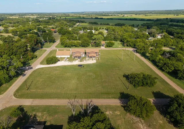 Photo 4 of House for sale at 905-909 Shepherd St, Morgan, TX 76671 | MLS# 21347849 | Listing updated on 2026-08-02