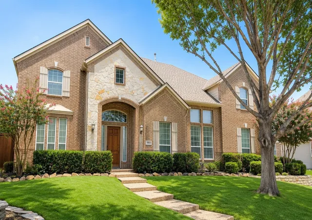 Photo 2 of Single family home for sale at 1804 Longwood Ct, Allen, TX 75013 | MLS# 21344424 | Listing updated on 2026-09-14