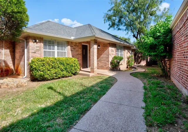 Photo 1 of Sale Pending at 6134 Laurel Ct, Abilene, TX 79606 | MLS# 21347805 | Listing updated on 2026-09-13