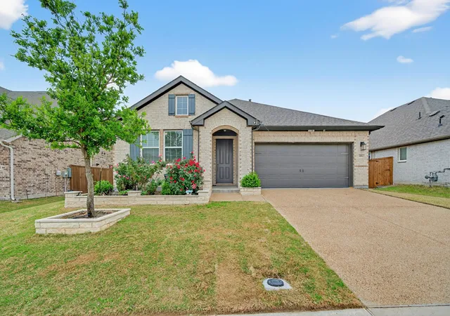 Photo 2 of Single family home for sale at 4004 Blue Stem Blvd, Melissa, TX 75454 | MLS# 21347919 | Listing updated on 2026-08-02