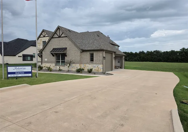 Photo 2 of Single family home for sale at 232 Redwood Cir, Trenton, TX 75490 | MLS# 21347940 | Listing updated on 2026-08-02