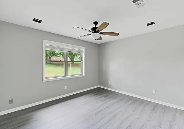 Photo 3 of Sale Pending at 4116 Lakeshore Dr, Lone Star, TX 75668 | MLS# 21343340 | Listing updated on 2026-09-26