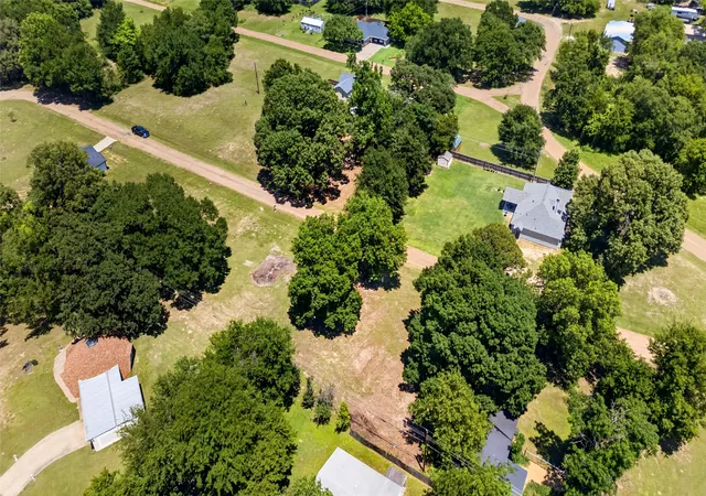 Photo 4 of Land for sale at 00 Crestwood, Mabank, TX 75156 | MLS# 21347989 | Listing updated on 2026-09-10