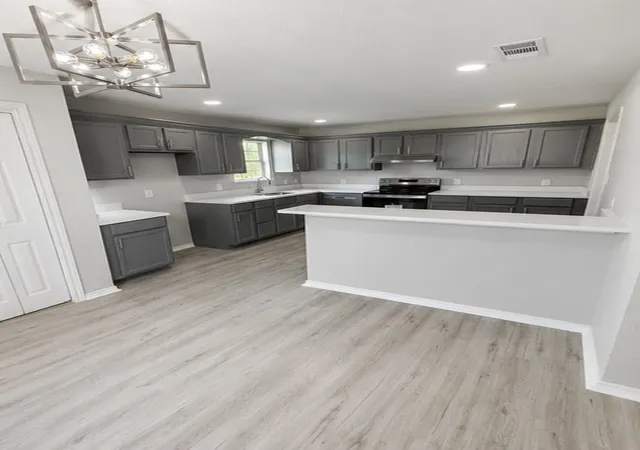 Photo 2 of Single family home for sale at 1217 S 9th St, Corsicana, TX 75110 | MLS# 21348014 | Listing updated on 2026-08-02