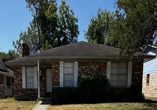 Photo 1 of Single family home for sale at 1724 Reynoldston Ln, Dallas, TX 75232 | MLS# 21348045 | Listing updated on 2026-09-24