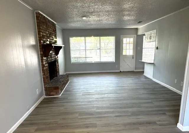 Photo 4 of Single family home for sale at 1724 Reynoldston Ln, Dallas, TX 75232 | MLS# 21348045 | Listing updated on 2026-09-24