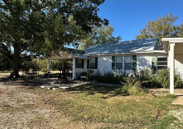 Photo 2 of Single family home for sale at 492 Lcr 431, Mexia, TX 76667 | MLS# 21348032 | Listing updated on 2026-08-02