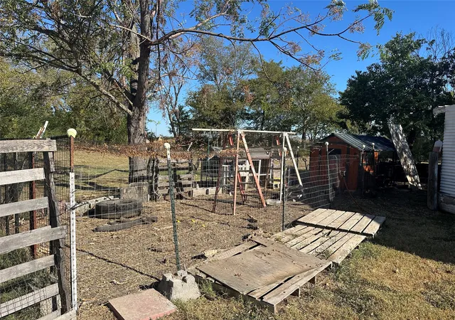 Photo 39 of Single family home for sale at 492 Lcr 431, Mexia, TX 76667 | MLS# 21348032 | Listing updated on 2026-08-02
