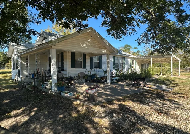 Photo 3 of Single family home for sale at 492 Lcr 431, Mexia, TX 76667 | MLS# 21348032 | Listing updated on 2026-08-02