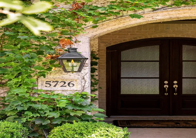 Photo 3 of Single family home for sale at 5726 W Hanover Ave, Dallas, TX 75209 | MLS# 21346208 | Listing updated on 2026-09-13
