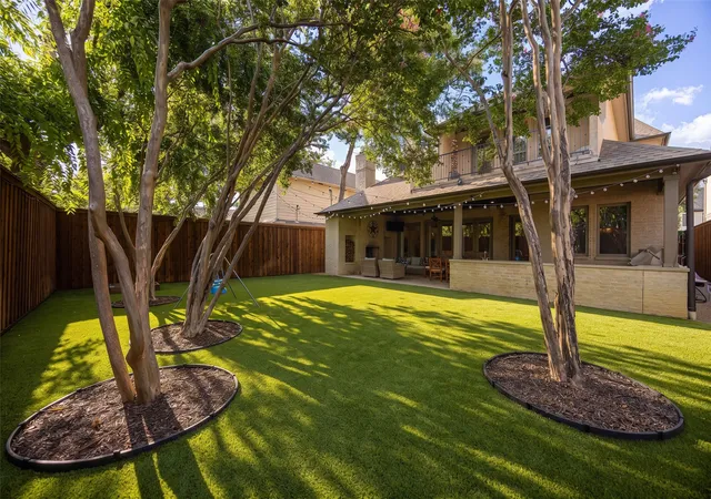 Photo 4 of Single family home for sale at 5726 W Hanover Ave, Dallas, TX 75209 | MLS# 21346208 | Listing updated on 2026-09-13