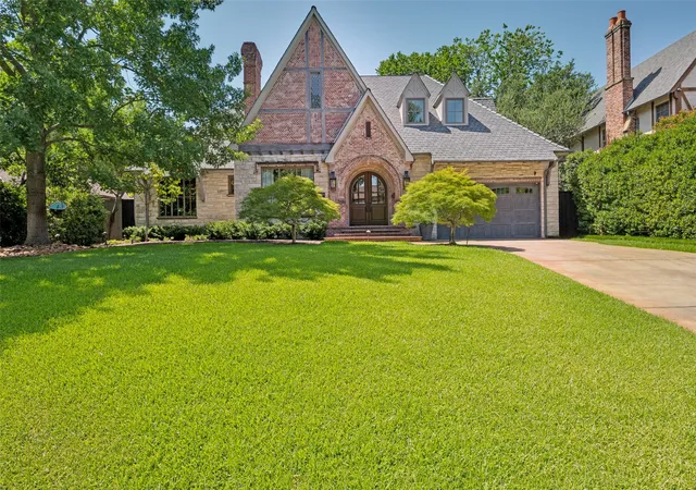 Photo 1 of Single family home for sale at 5638 Greenbrier Dr, Dallas, TX 75209 | MLS# 21348200 | Listing updated on 2026-09-09