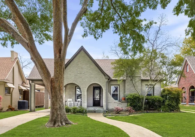 Photo 1 of Single family home for sale at 907 Monte Vista Dr, Dallas, TX 75223 | MLS# 21348271 | Listing updated on 2026-09-10