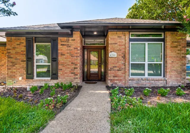 Photo 2 of Single family home for sale at 4200 Eldorado Dr, Plano, TX 75093 | MLS# 21345265 | Listing updated on 2026-10-05