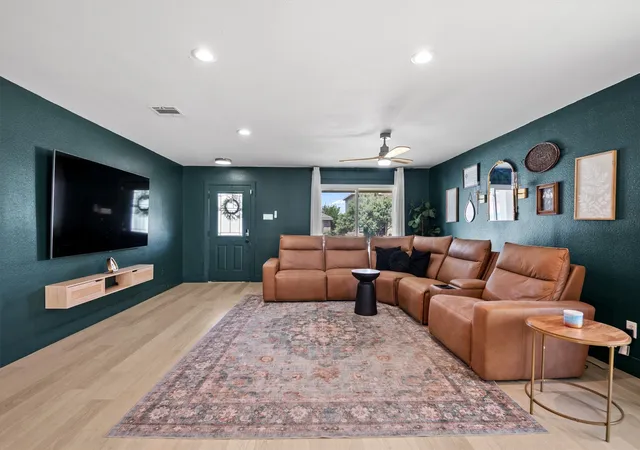 Photo 4 of Single family home for sale at 9720 Manassas Rd, Fort Worth, TX 76177 | MLS# 21348350 | Listing updated on 2026-09-09