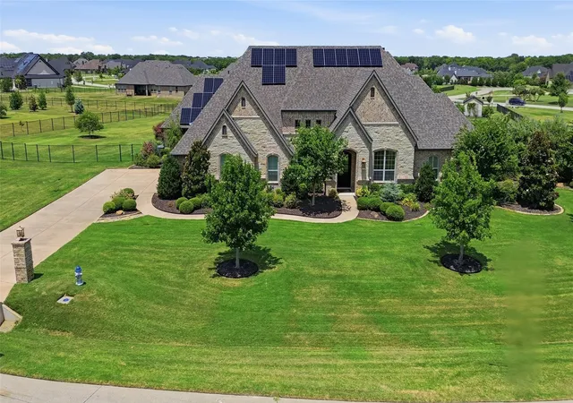 Photo 2 of Single family home for sale at 1020 Highland Dr, Allen, TX 75002 | MLS# 21346377 | Listing updated on 2026-09-12
