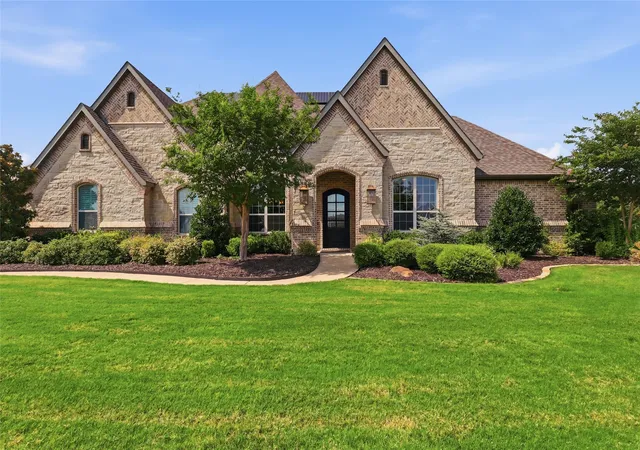 Photo 3 of Single family home for sale at 1020 Highland Dr, Allen, TX 75002 | MLS# 21346377 | Listing updated on 2026-09-12