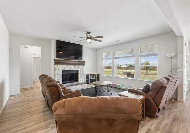 Photo 3 of Single family home for sale at 8382 Abner Rd, Terrell, TX 75161 | MLS# 21348534 | Listing updated on 2026-10-06