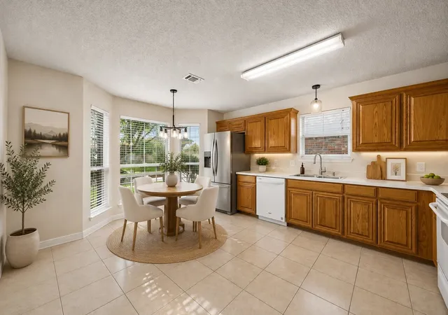 Photo 3 of Single family home for sale at 4645 Wheatland Dr, Fort Worth, TX 76179 | MLS# 21343287 | Listing updated on 2026-10-06