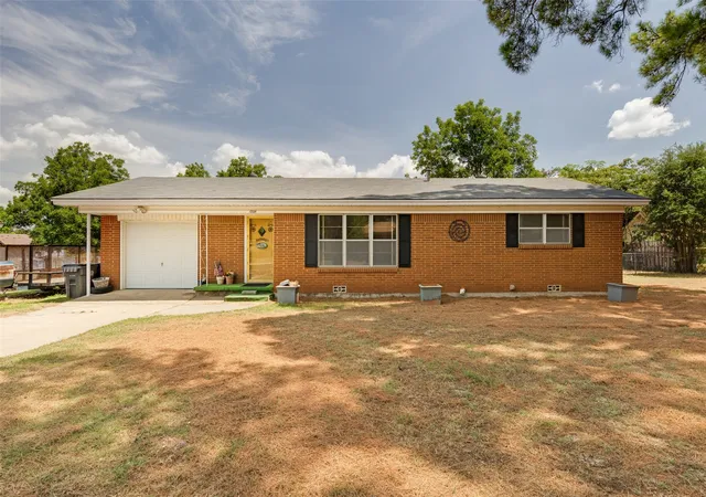 Photo 1 of Single family home for sale at 1012 Rosebud Dr, Azle, TX 76020 | MLS# 21347799 | Listing updated on 2026-09-18