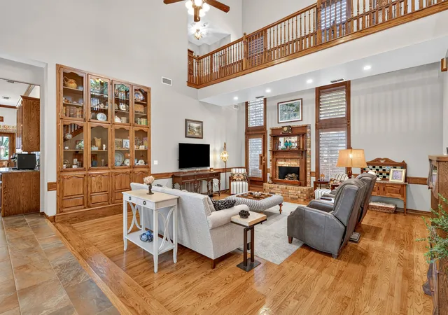 Photo 3 of Single family home for sale at 46 Lytle Pl, Abilene, TX 79602 | MLS# 21348877 | Listing updated on 2026-09-29