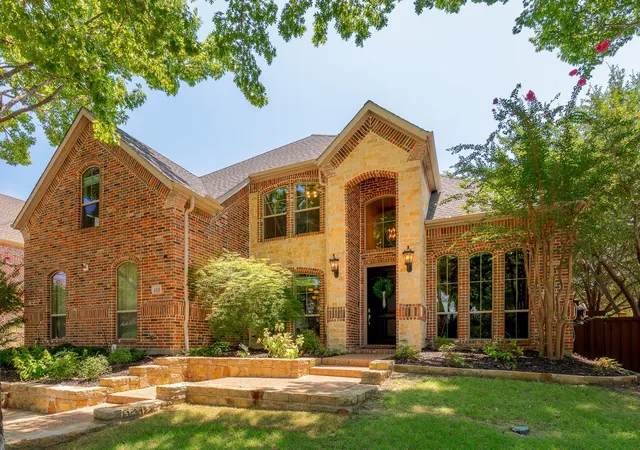 Photo 2 of Single family home for sale at 4321 Landsdowne Dr, Mc Kinney, TX 75072 | MLS# 21343996 | Listing updated on 2026-09-11