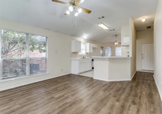 Photo 3 of Single family home for sale at 718 Indianpaint Dr, Mesquite, TX 75149 | MLS# 21348921 | Listing updated on 2026-09-11