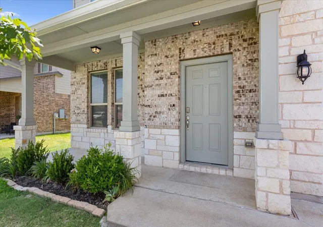 Photo 3 of Single family home for sale at 6317 Elephant Butte Dr, Waco, TX 76708 | MLS# 21348853 | Listing updated on 2026-10-02