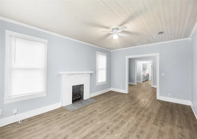 Photo 3 of Single family home for sale at 641 8th St Se, Paris, TX 75460 | MLS# 21348908 | Listing updated on 2026-09-08