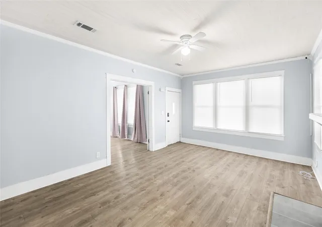 Photo 3 of Single family home for sale at 641 8Th St Se, Paris, TX 75460 | MLS# 21348908 | Listing updated on 2026-09-08