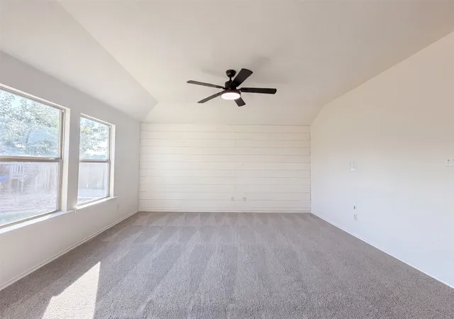 Photo 3 of Sale Pending at 315 Elam Dr, Anna, TX 75409 | MLS# 21349188 | Listing updated on 2026-10-06