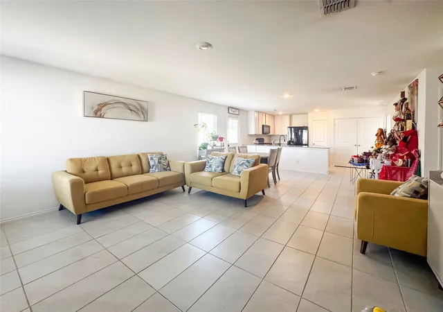 Photo 3 of Single family home for sale at 1627 Cattle Dr Ln, Crandall, TX 75114 | MLS# 21347955 | Listing updated on 2026-09-10