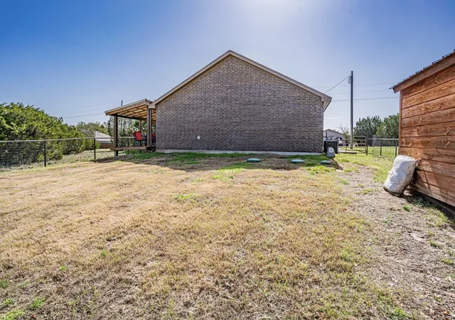 Photo 24 of Sale Pending at 2302 San Saba Ct, Granbury, TX 76048 | MLS# 21348443 | Listing updated on 2026-10-01