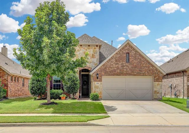 Photo 1 of Single family home for sale at 2452 Open Range Dr, Fort Worth, TX 76177 | MLS# 21331939 | Listing updated on 2026-09-10