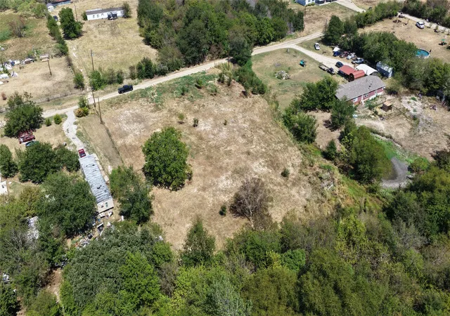Photo 1 of Land for sale at 000000 Pats Point Rd, Quinlan, TX 75474 | MLS# 21349651 | Listing updated on 2026-09-10