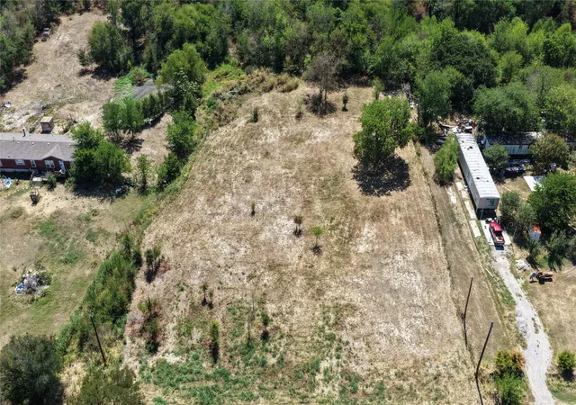 Photo 3 of Land for sale at 000000 Pats Point Rd, Quinlan, TX 75474 | MLS# 21349651 | Listing updated on 2026-09-10