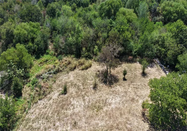 Photo 4 of Land for sale at 000000 Pats Point Rd, Quinlan, TX 75474 | MLS# 21349651 | Listing updated on 2026-09-10