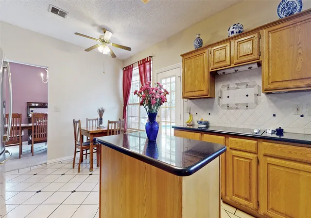 Photo 4 of Single family home for sale at 817 Crystal Ln, Hurst, TX 76054 | MLS# 21349625 | Listing updated on 2026-09-10